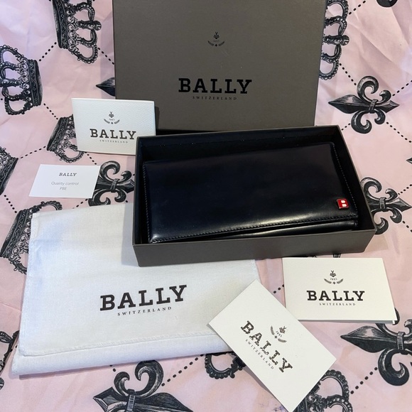 Bally Long wallet w/coin pocket Auth - Picture 5 of 15